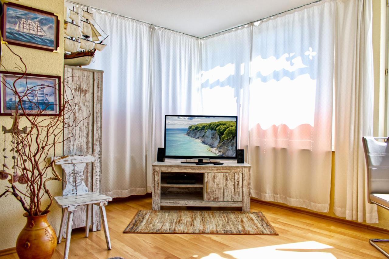 Meerforelle 207 - Seeblick Apartment Sassnitz